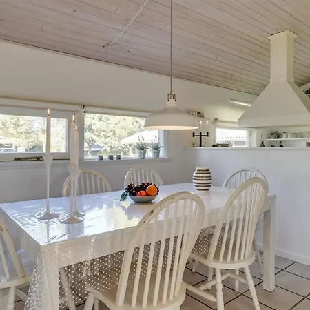 Prázdninový dům Anella - 1-4km From The Sea By Interhome Hjørring